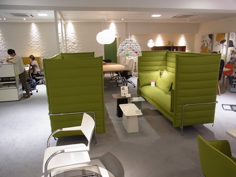 开云（中国） - 桌几|茶几/边几|办公家具|设计师家具|Wooden 边几